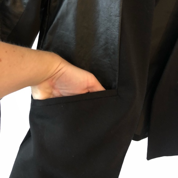 Black fitted blazer jacket with faux leather - Picture 3 of 5